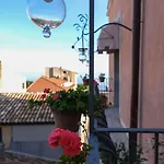 Casa Turchetti 4* 陶尔米纳